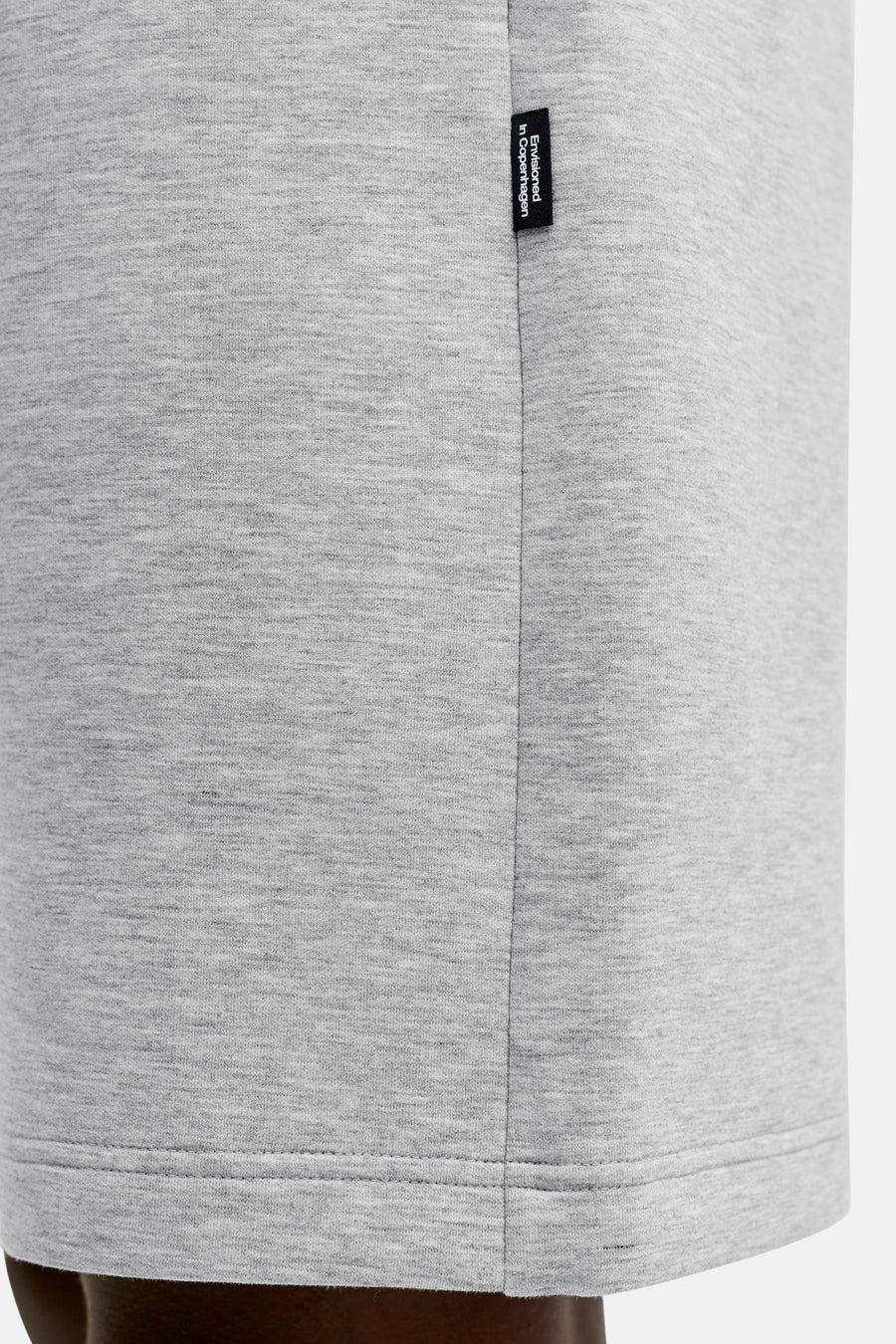 Grijze heren korte broek van JACK & JONES JEANS INTELLIGENCE, met marl textuur en zijkant label, close-up weergave
