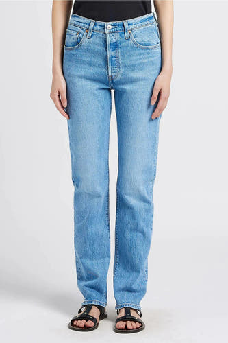 Rechte jeans van lichtblauw denim van Levi's®, met een knoopsluiting en een casual pasvorm.
