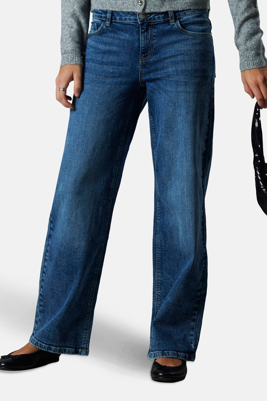 BLI - mid blue denim - LMTD