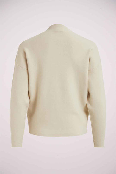 Gilet beige de VILA, vue arrière, avec des manches longues et une texture lisse.