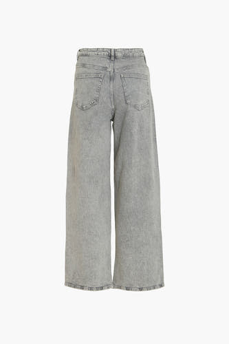 Jean délavé clair et large de Vila, avec des poches arrière et une texture denim stonewashed.
