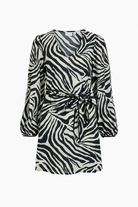 Kleurrijke jurk met lange mouwen van VILA, met zebraprint en een tailleband.