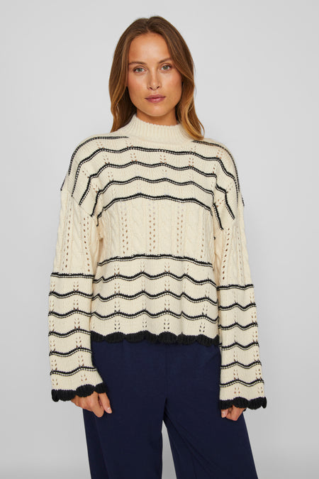 VIOVIRINA HIGH NECK L/S CABLE KNIT TOP