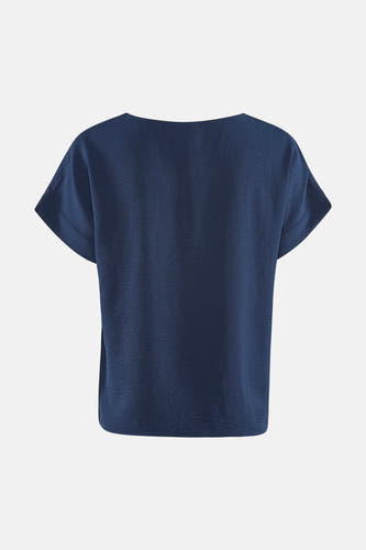 Blauw T-shirt van VILA® met gestructureerde stof, korte omgeslagen mouwen en wijde halslijn, achteraanzicht.
