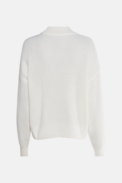 Witte trui van VILA® met lange mouwen en een subtiele col, gezien van achteren.
