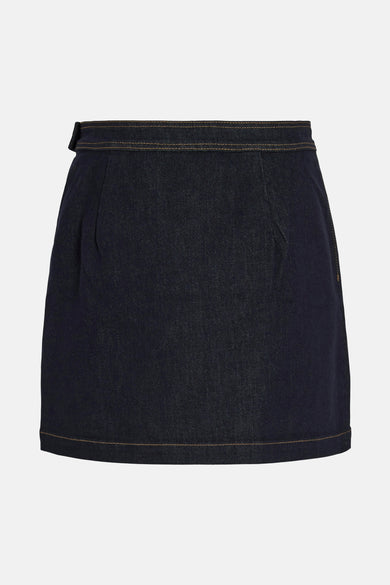 Donkerblauwe denim korte rok van VILA, met stiksels in een contrasterende kleur.