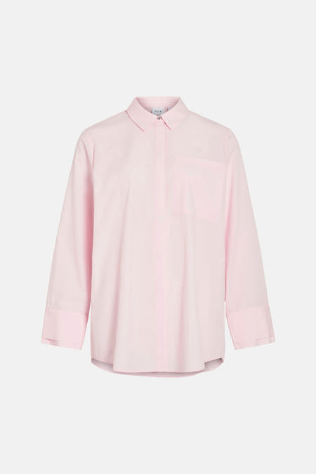 Chemise rose à manches longues de VILA, avec une poche poitrine et une fermeture boutonnée.