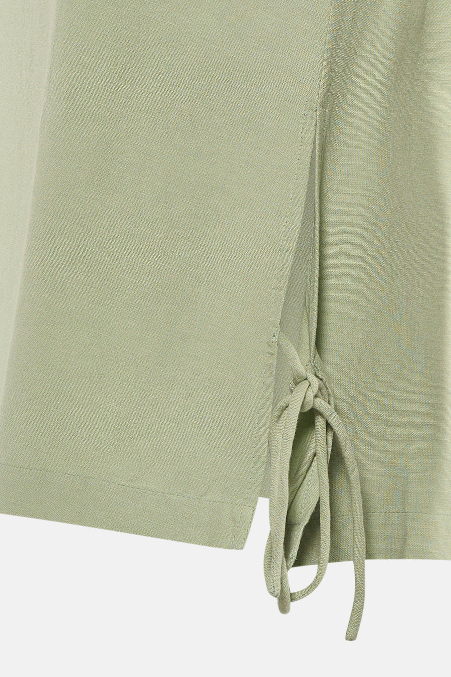 Chemisier vert de VILA® avec cordons de serrage sur les côtés et tissu légèrement texturé.