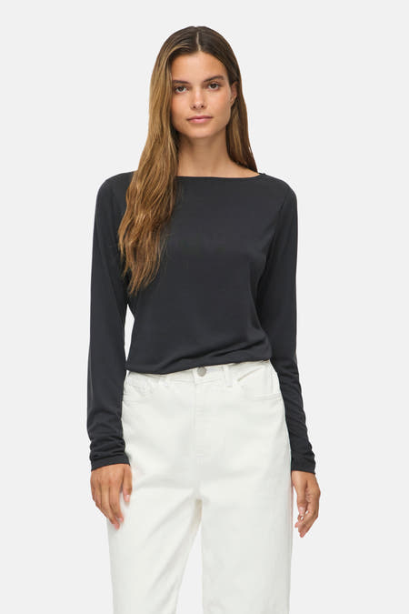 T-shirt - Black