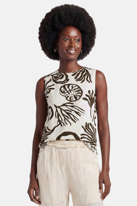 Bruine blouse met korte mouwen van VILA®, crèmekleurig met een bruin zeethema patroon.