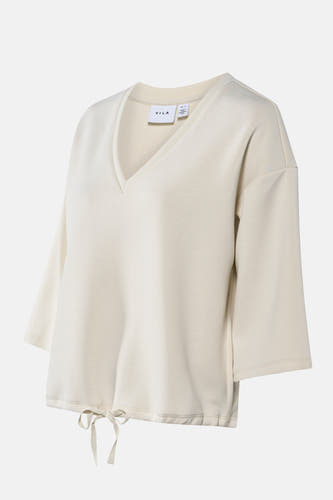 Beige sweater van VILA, met V-hals en een trekkoord aan de zoom.
