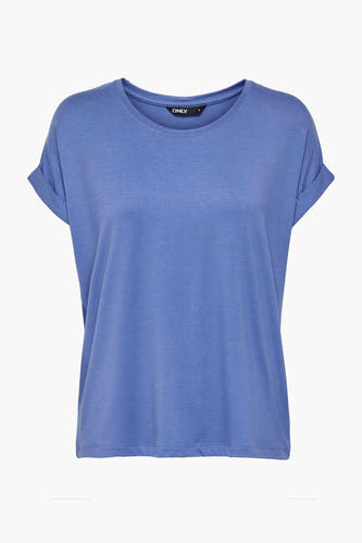 Blauw T-shirt van ONLY met korte, opgerolde mouwen en een effen kleur.
