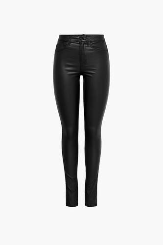 Pantalon noir de ONLY, avec une texture lisse et cuirée et un style classique de poche à jeans.