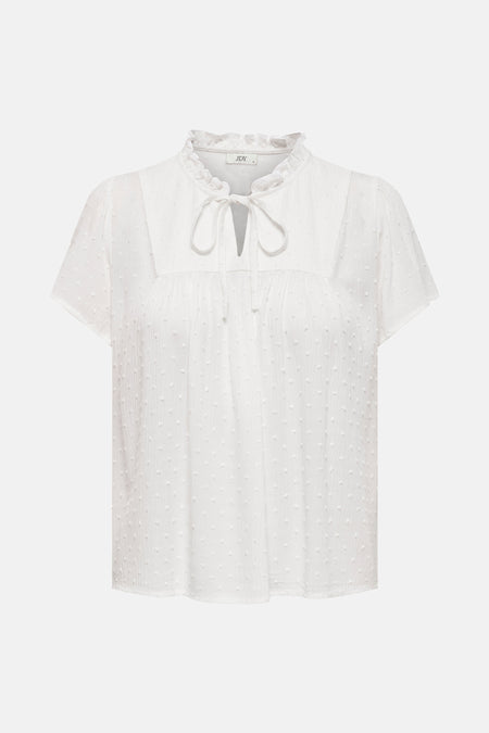 Blouse blanche à manches courtes de JDY, avec un motif fin à carreaux et des détails plissés le la ligne du col.