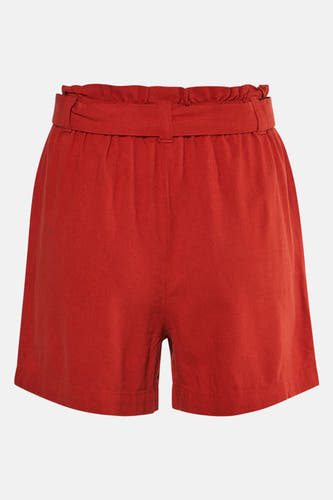 Rode short van JDY met een elastische tailleband en riem.
