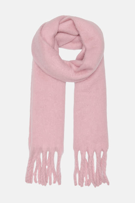Roze wintersjaal van ONLY® met franjes en een zachte, wollige textuur.