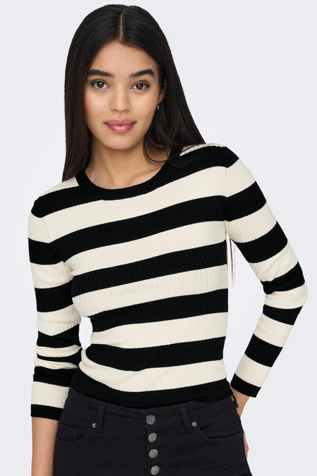 Pull noir à col rond de JDY, avec un motif rayé et des manches longues.