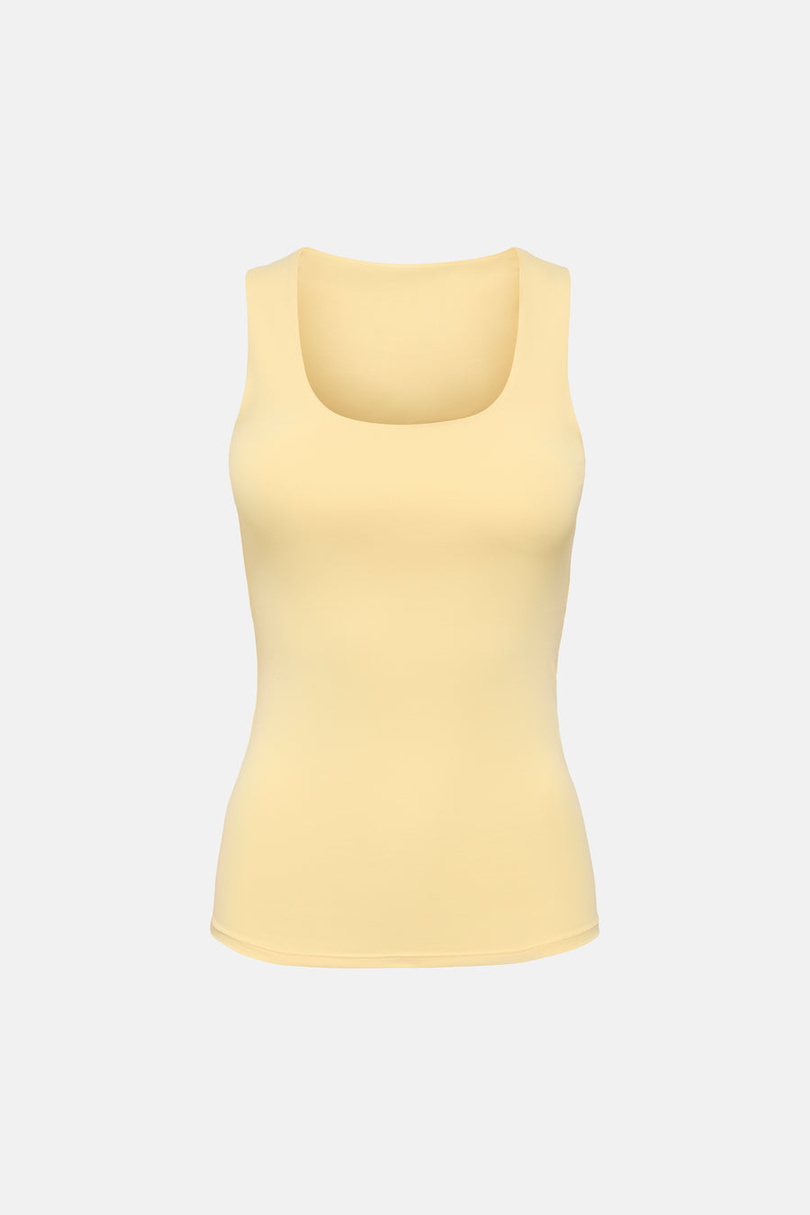 Gele top van ONLY® met vierkante halslijn en fijne ribstructuur.