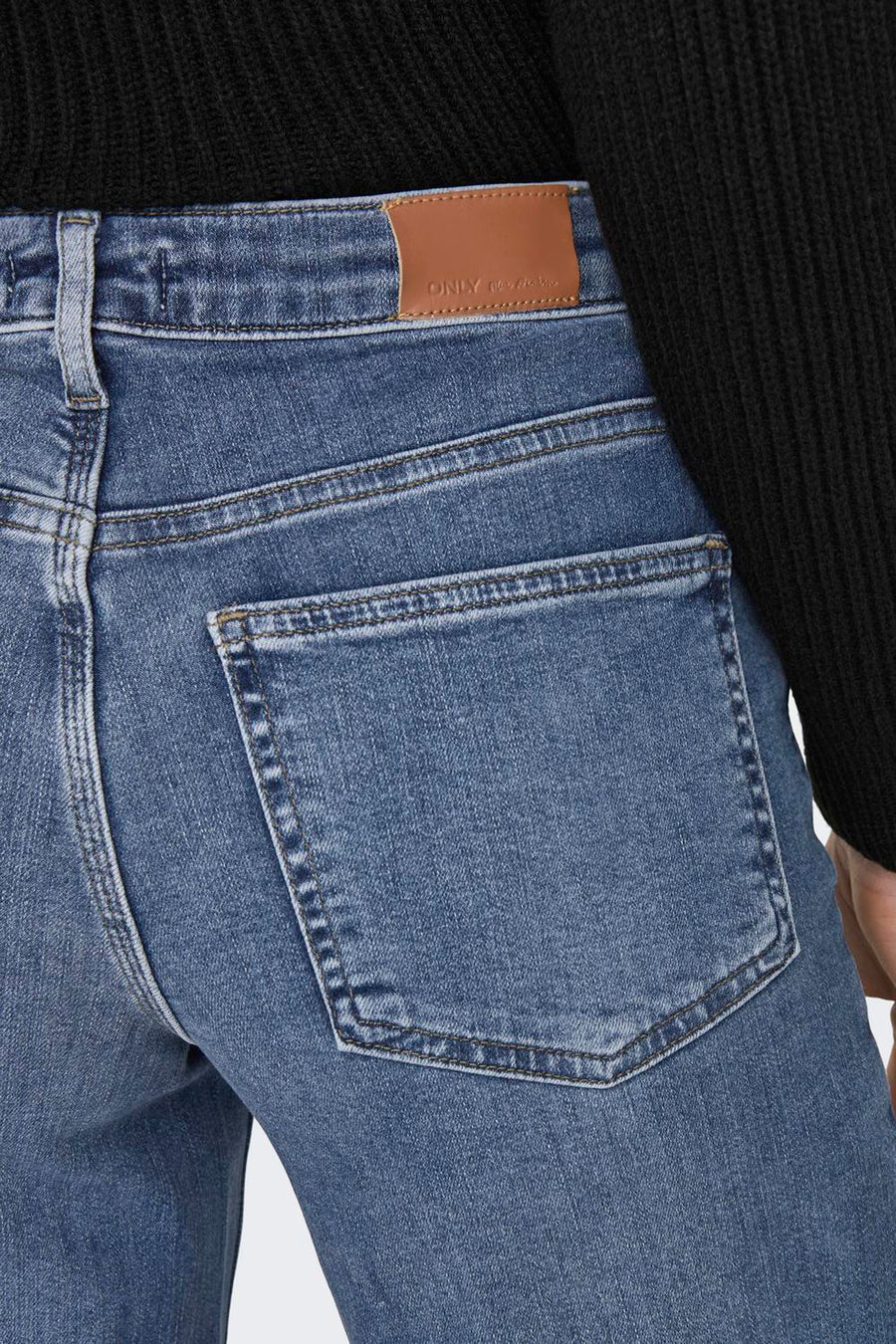 MADISON BLUSH - mid blue denim