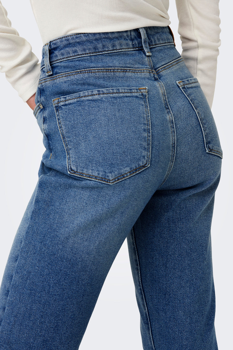 EMILY - mid blue denim - ONLY®