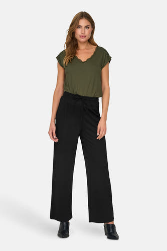 Zwarte broek van ONLY, met wijde pijpen en een trekkoord in de taille.