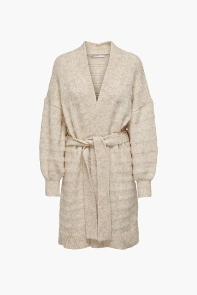 Beige gilet van ONLY met een ceintuur en lange mouwen.
