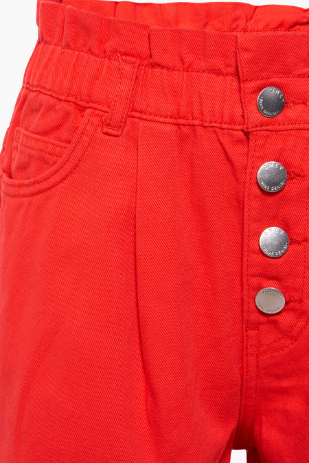 Rode short van ONLY, met hoge tailleband en zilverkleurige knopen.