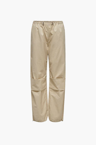 Beige broek van ONLY met een losse pasvorm en elastische tailleband.
