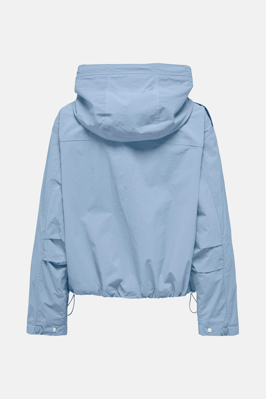 Lichtblauwe nylon jas met capuchon.