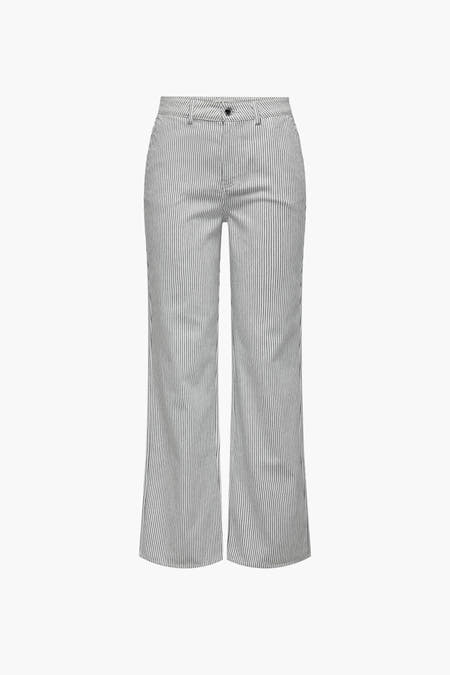 Witte broek met strepen van ONLY, gestreept patroon en wijde pijpen.