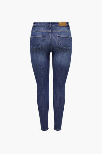 Donkerblauwe skinny jeans van ONLY®, achterzijde, met twee achterzakken en bruin leren label.