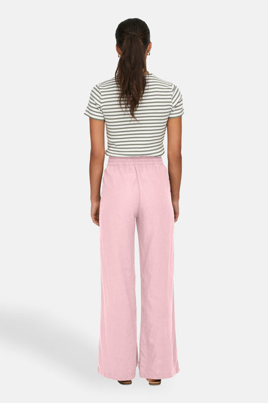Roze broek van JDY, met lange wijde pijpen en een elastische tailleband.