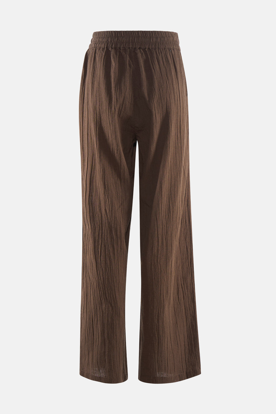 Bruine broek van ONLY met een gekreukte textuur en een elastische tailleband.
