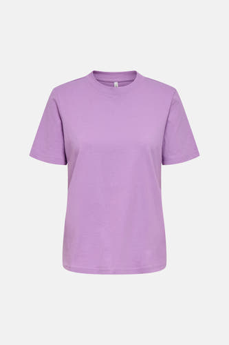 T-shirt violet de ONLY® à col rond et manches courtes, photographié à plat.