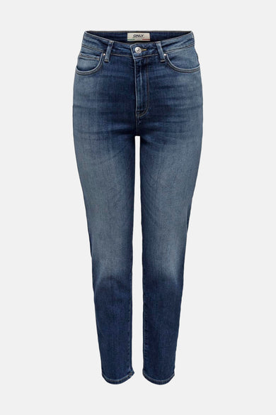 Middenblauwe mom jeans van ONLY, met subtiele wassing op de voorkant.
