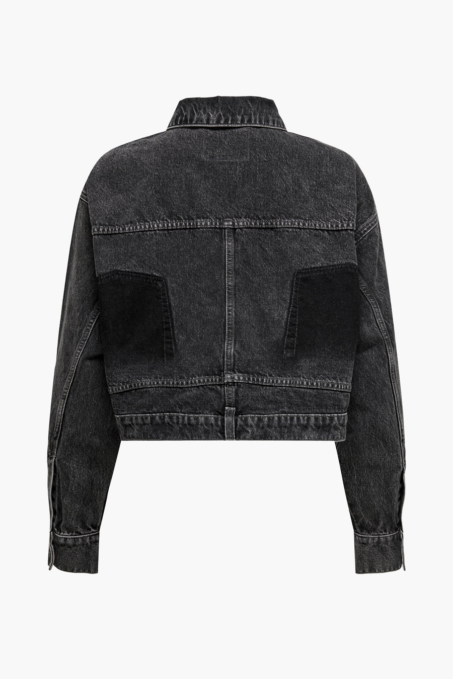 Donkergrijze jeansjas van ONLY, met patchzakken aan de achterkant en een korte pasvorm.