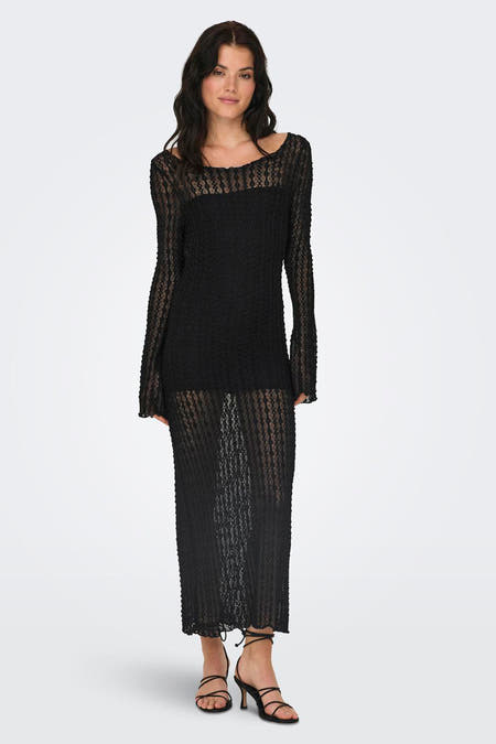 Robe noire à longues manches de ONLY, avec une texture tricotée et une jupe transparente.