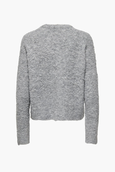 Sweat-shirt gris à col rond ONLY, avec une texture tricotée épaisse et des manches longues, dos.
