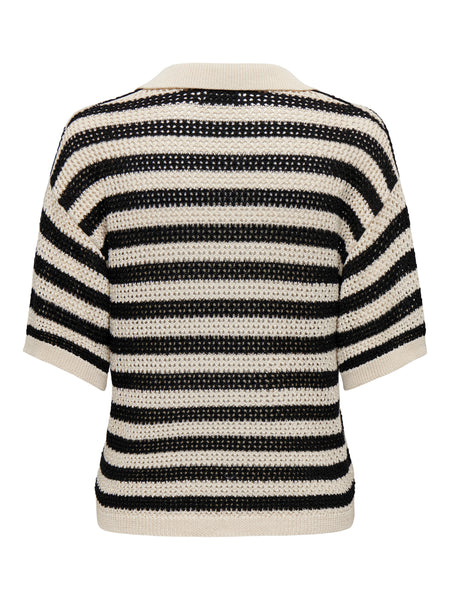 Polo multicolore à manches courtes de JDY, avec un motif rayé sur le devant et le dos.