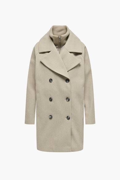 Beige lange jas van JDY met dubbele knopenrij en kraag.