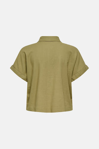 T-shirt kaki à manches courtes d'ONLY, dos visible, avec des manches retroussées et un col.