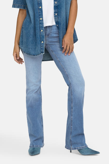 BLUSH - Medium Blue Denim