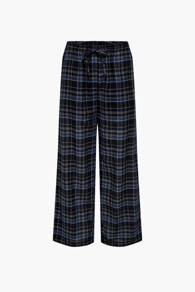 Blauwe broek van ONLY met ruitpatroon en een trekkoord in de taille.
