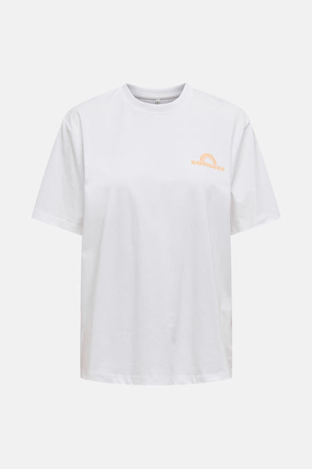T-shirt blanc à manches courtes de ONLY, avec une impression d'arbres à palme et de coucher de soleil sur l'arrière.