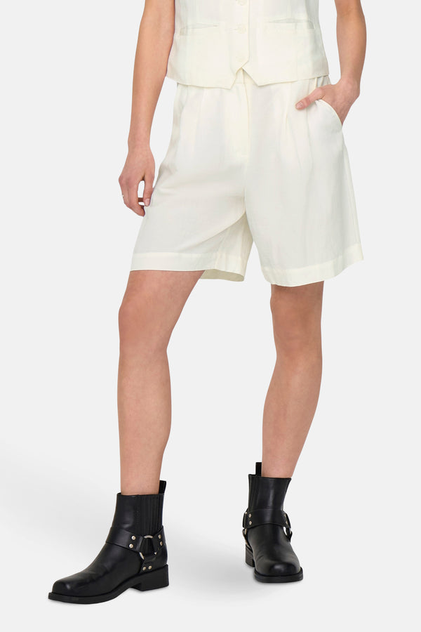 ONLWINDY LIFE HW LINEN BL SHORTS TLR