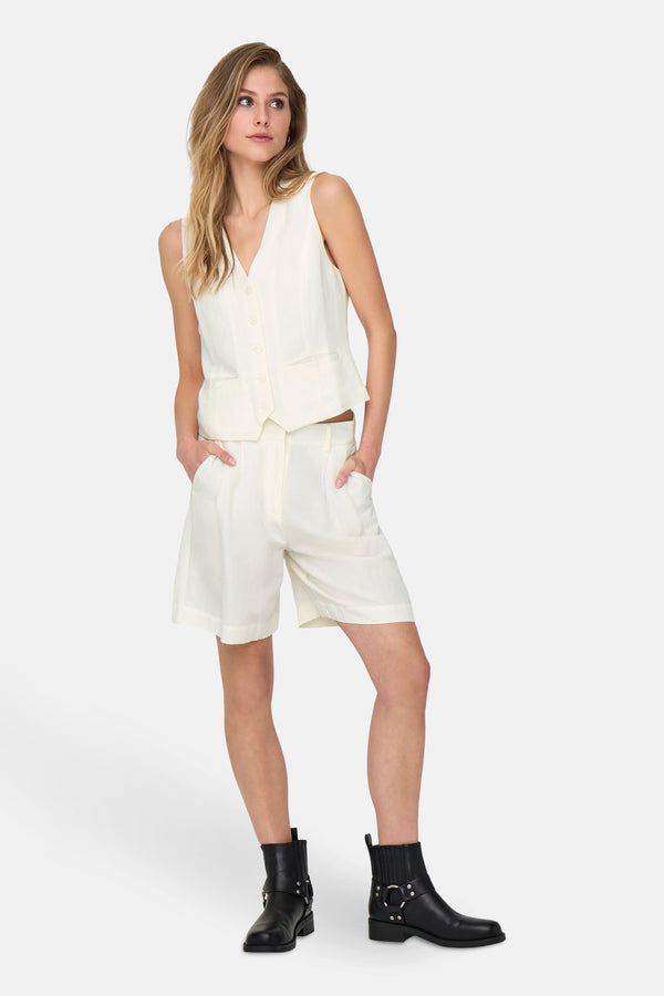 ONLWINDY LIFE HW LINEN BL SHORTS TLR