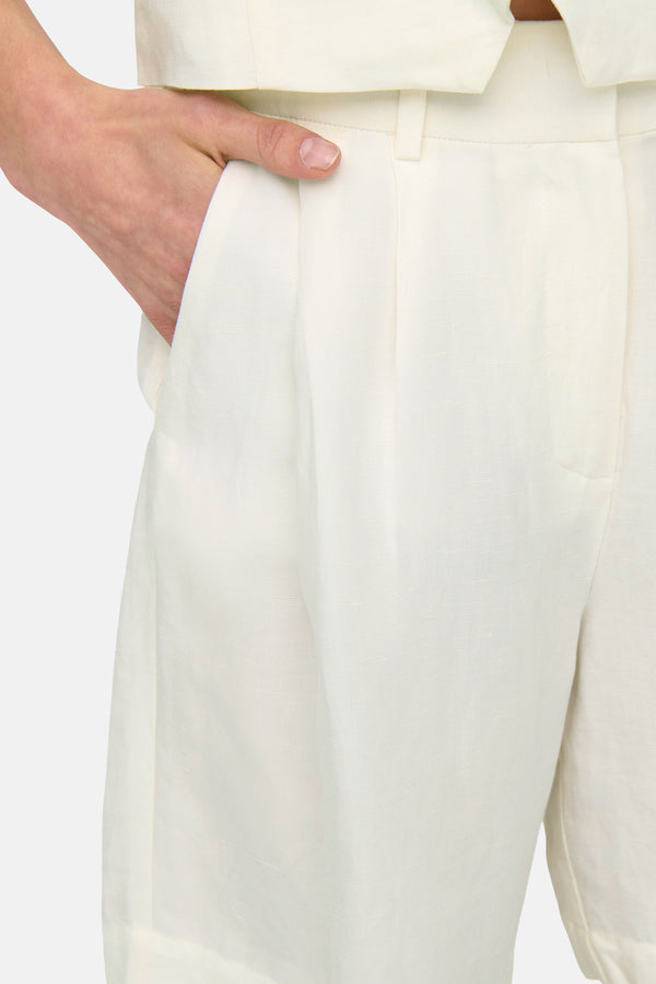 ONLWINDY LIFE HW LINEN BL SHORTS TLR