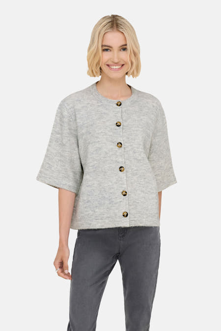 Grijze cardigan van ONLY, met korte mouwen en knoopsluiting aan de voorkant.