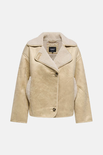 Ecru jas van ONLY met faux fur kraag en knoopsluiting.
