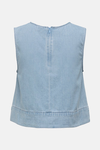 Lichtblauw denim hemdje, achterkant, mouwloos.